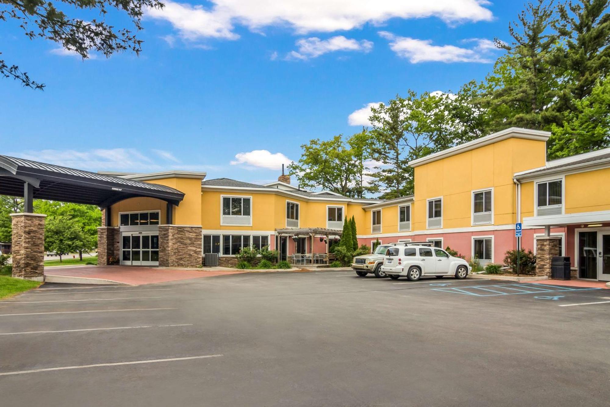 Best Western Plus טראוורס סיטי מראה חיצוני תמונה