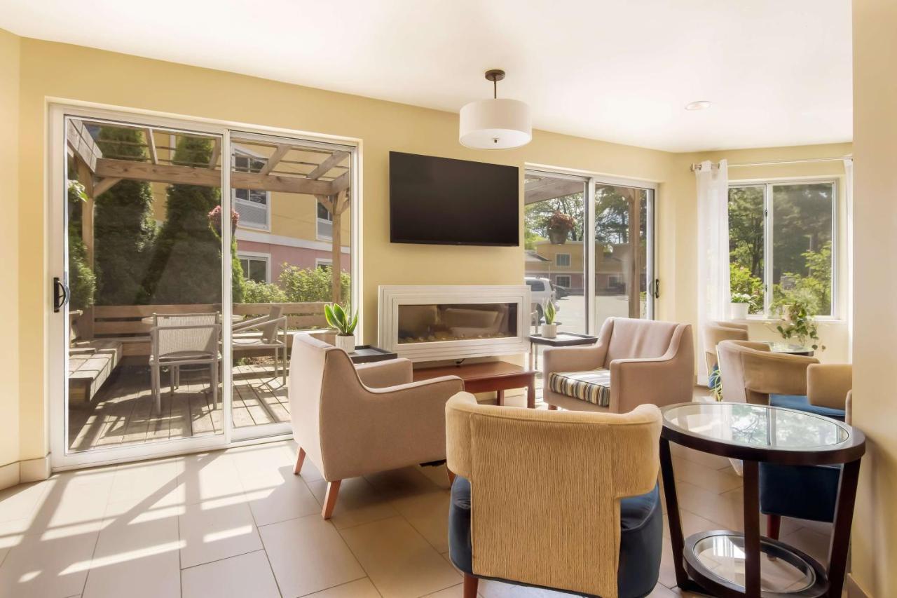 Best Western Plus טראוורס סיטי מראה חיצוני תמונה