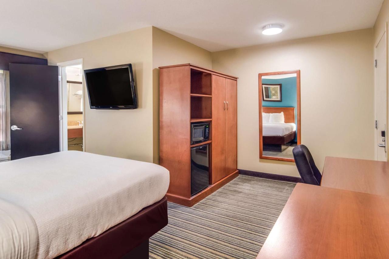 Best Western Plus טראוורס סיטי מראה חיצוני תמונה