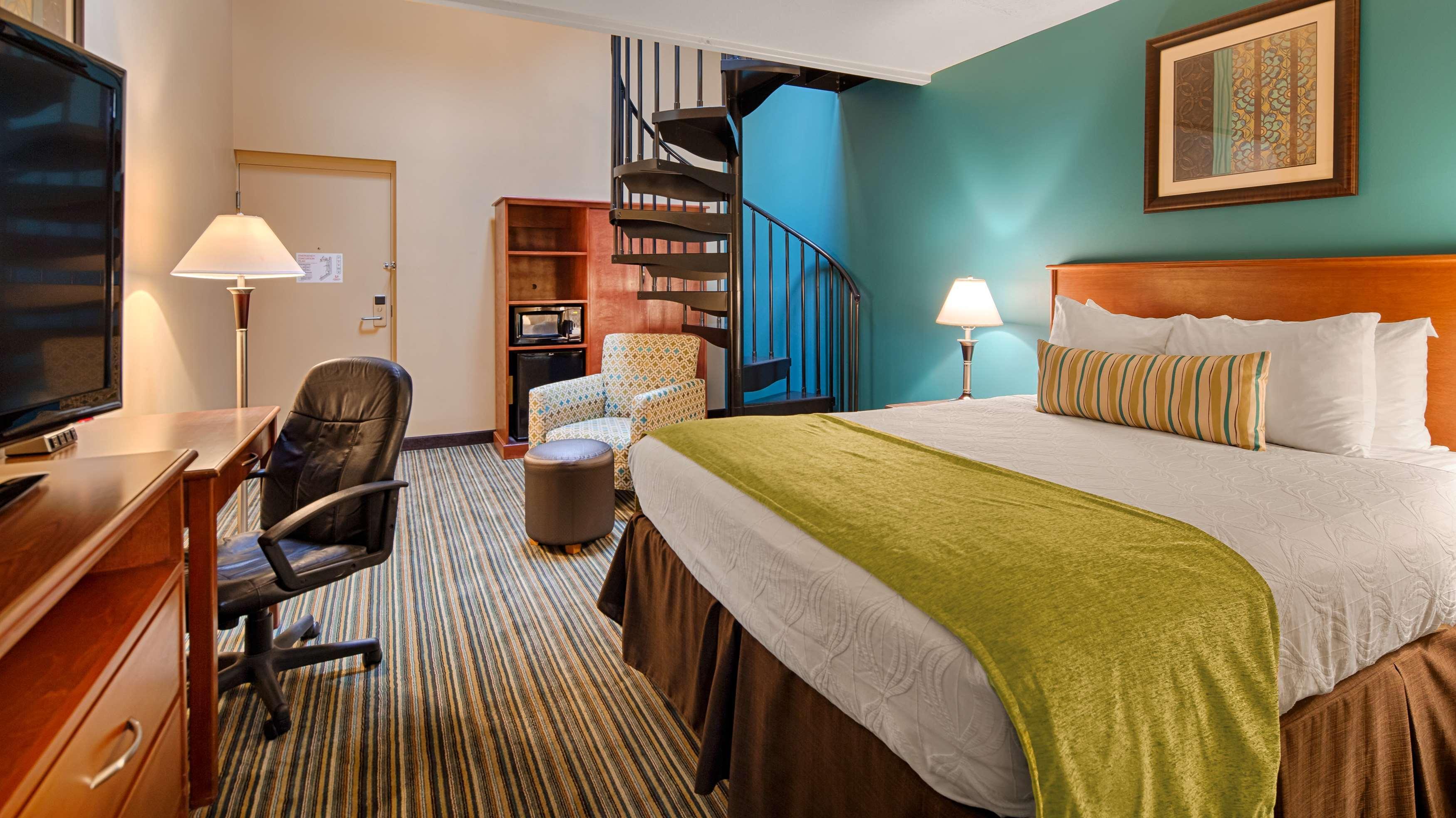 Best Western Plus טראוורס סיטי מראה חיצוני תמונה