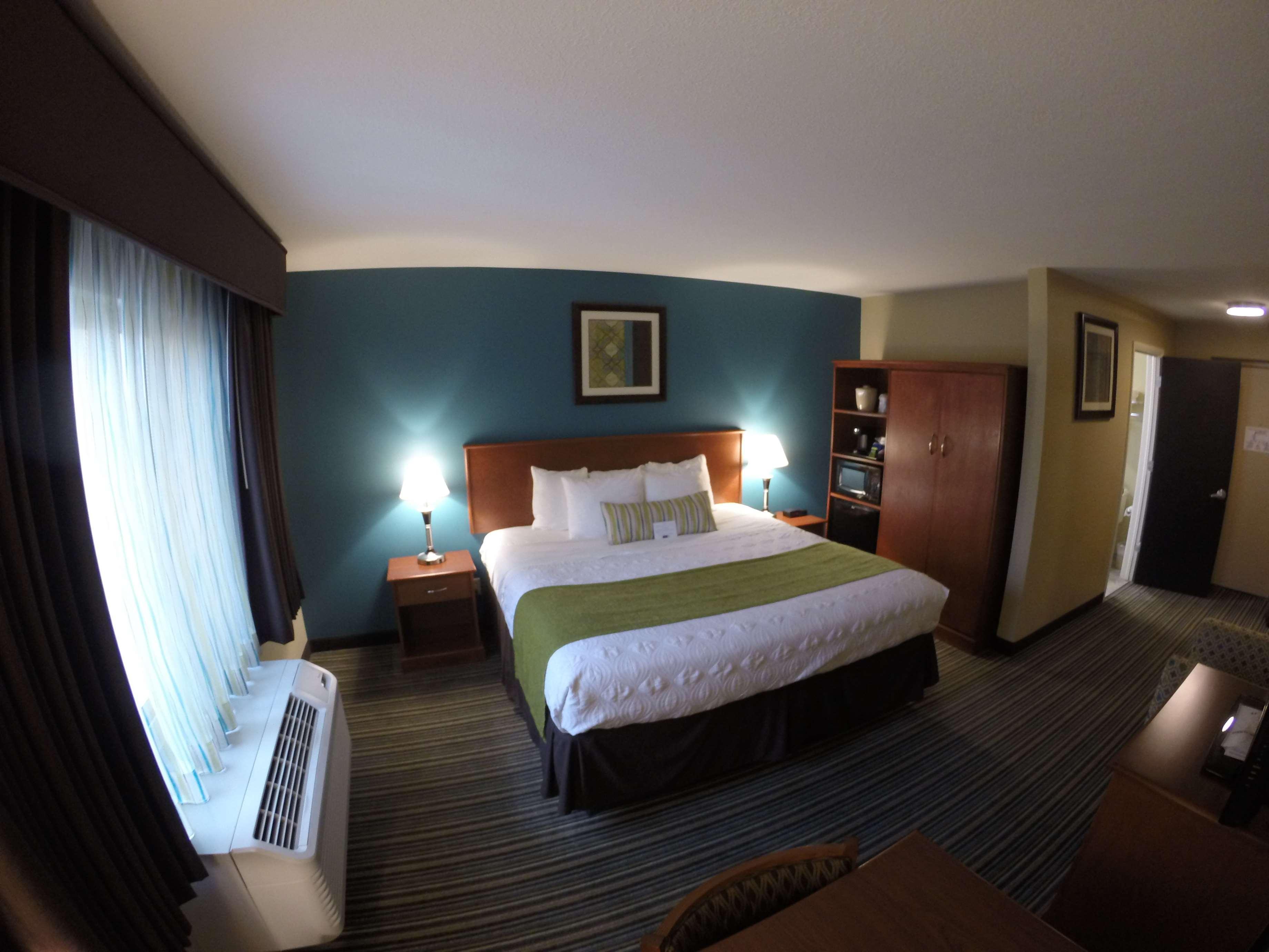 Best Western Plus טראוורס סיטי מראה חיצוני תמונה