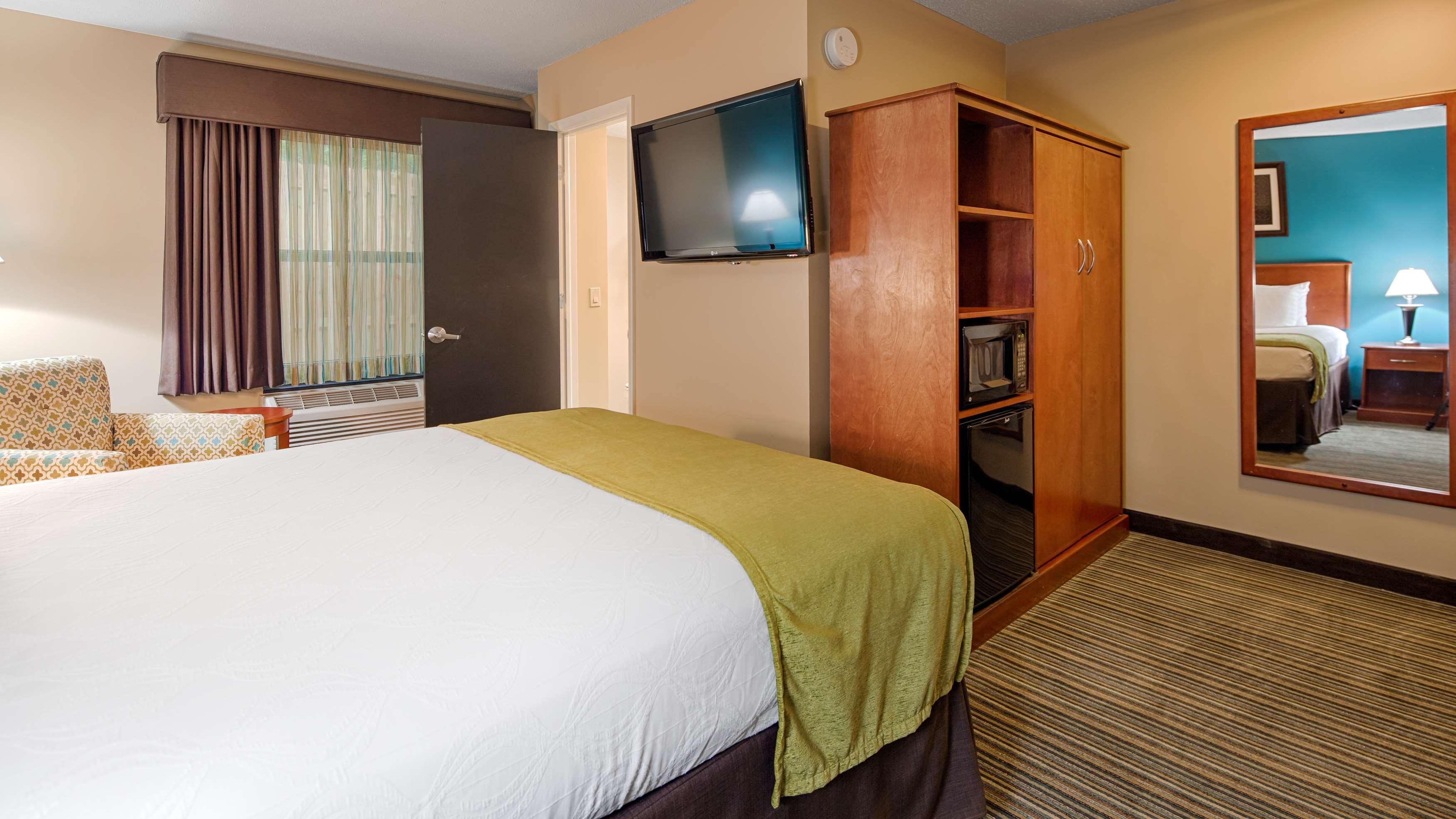 Best Western Plus טראוורס סיטי מראה חיצוני תמונה